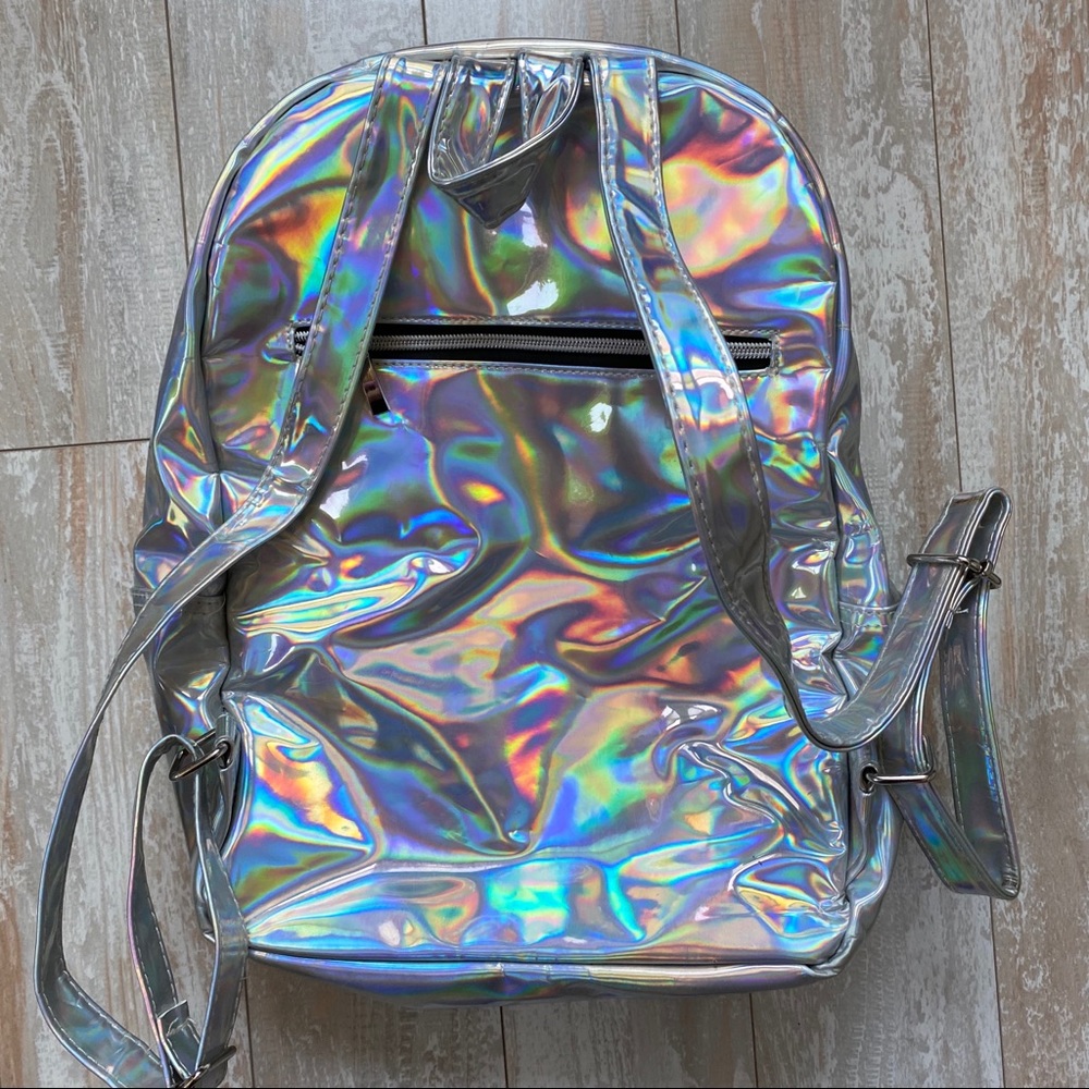 Holographic Backpack!! 🌈🌈 - Picture 4 of 6